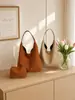 Bolsa tote vintage fosca de camurça estilo europeu e americano, um conjunto de bolsas mãe e filha, grande capacidade, bolsa de ombro feminina, fornecimento transfronteiriço, uma peça