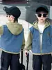 Jaqueta Jeans Masculina Primavera e Outono 2026 Nova Estilosa Corta-vento com Capuz Top de Primavera da Moda Infantil