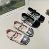 Zapatos de Cuero para Niñas 2026 Primavera y Verano Estilo Nuevo Planos con Hebilla Cuadrada para Niños Zapatos de Princesa para Niña Pequeña Mocasines Elegantes para Bebé