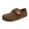 Sapatos de Salto Alto Elegantes 2026 Primavera/Verão Estilo Birkenstock Femininos Aumentadores de Altura Casuais Sapatos Mocassins com Fivela Retro Bico Redondo Versão Coreana