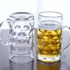 Venta al por mayor de fabricante Tarro de cerveza de vidrio de material alto blanco Tarro de cerveza de barril 1 litro Tarro de cerveza 0.4 litros 0.3 litros Tarro de cerveza publicitario