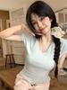 Playera de Diseño Coreano con Cuello en V y Manga Corta para Mujer 2025 Verano Nuevo Estilo Coreano Slim y Versátil Tops Cortos para Estudiante Trendy