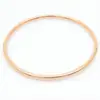 Pulsera de Múltiples Capas Minimalista Europea Chapada en Oro de 18K, Pulsera de Anillo Liso Apilable de Múltiples Capas Estilo Metal Ins