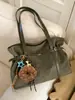 Bolsa de Ombro Retrô Transfronteiriça para Mulheres 2025 Nova Bolsa Tote de Grande Capacidade para o Dia a Dia Bolsa de Ombro Versátil para o Dia a Dia