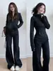 Chamarra con capucha ajustada blanco grisáceo para mujer, nuevo estilo otoño 2026, estilo coreano, hombro normal, adelgazante, ajustada, cintura ceñida, top con capucha