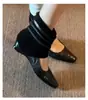 Botines de moda retro ajustados para mujer, estilo de correa tejida 2026, tacón bajo, punta cuadrada, bota individual, con un diseño desgastado y de doblez, adecuados para otoño