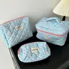 Bolsa de Maquillaje de Lunares de Fresa para Mujer, de Aspecto Elegante, Bolsa Portátil para Guardar Maquillaje para Viajes, Organizador de Productos para el Cuidado de la Piel, Neceser