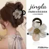 Grampo de Cabelo Flor de Strass em Rede para Mulheres 2026 Novo Estilo Elegante de Alta Qualidade para Rabo de Cavalo Alto e Coques no Topo da Cabeça Acessório de Cabelo