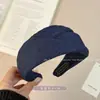 Diadema de Tela Suave y Fresca con Borde Deshilachado de Mezclilla para Mujer, Nueva Versátil Elegante Diadema Ancha 2026 que Hace que la Cara se Vea Más Pequeña, Diadema Pinza para el Cabello