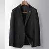 Traje Casual para Hombre 2026 Primavera y Otoño Blazer de Lujo Ligero para Negocios para Hombres Jóvenes y de Mediana Edad, Chaqueta de Traje de Color Sólido de un Solo Botón Anti-Arrugas