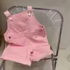 Conjunto de Petos para Niñas Verano 2026 Nuevo Dos Piezas Camiseta de Algodón Puro Pantalones Cortos Estilo Coreano de Moda para Niñas Pequeñas
