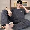 Pijama D para hombre de verano de talla grande de algodón similar a los pantalones de manga corta, ropa de casa joven simple y elegante que se puede usar al aire libre