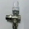 Válvula termostática vertical de tres vías para radiador, válvula de control termostático, válvula de bloqueo de agua caliente y fría, fabricantes de válvulas de control de temperatura