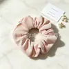 Al por mayor en stock scrunchie rosa simple y suave, coletero de punto de color liso alta elasticidad, diadema, scrunchie