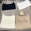 Top Camisola de Seda de Hielo Color Liso Espalda Descubierta Hermosa para Mujer, Estilo Delgado con Copas en el Pecho, Ajustado, Chica Atrevida, Fruncido, Cómodo, Top con Tirantes Espalda Descubierta