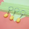Llavero Colgante Divertido de Resina Simulación de Frutas y Verduras Fresa Jade Col Repollo Tienda de Catering Gourmet Colgante Pequeño Regalo