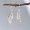 Aretes Colgantes de Hoja de Aguja de Plata China para Mujer Aspecto Adelgazante Aretes Hoja Moda Estilo Coreano Aretes Artesanales con Chorro de Arena Aretes