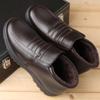 Sapatos de couro de cano alto de pelúcia quente com forro de fleece de inverno para homens de meia-idade e idosos sapatos de pai sapatos acolchoados de algodão antiderrapante slip-on sapatos masculinos