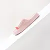 Pantuflas de Verano Qidashun con Sensación de Caminar sobre las Nubes para Uso en Casa, Nuevo Estilo de Pantuflas de Baño para Pareja para Hombres y Mujeres, Venta al por Mayor