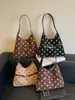 Bolso de Mano, Bolso de Hombro, Bolso Tote, Bolso de Viaje, Versátil y de Moda, Nuevo Estilo Coreano de Nicho con Diseño de Lunares, Otoño/Invierno 2026
