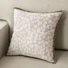 Almofada Jacquard de Veludo Estilo Vintage Cremoso para Sofá Sala de Estar Almofada de Costas Luxo Leve Retro Travesseiro de Cabeceira Pousada Folhas