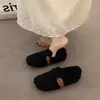 Zapatos de Felpa con Suela Gruesa de Nicho Ropa Exterior 2026 para Mujer Otoño/Invierno Cálidos Slip-on Celebridad de Internet Mocasines de Felpa Zapatos de Algodón
