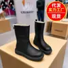 Botas de Moda de Veludo Duas-Formas para Mulheres 2025 Inverno Novo Moda Europeia e Americana Versátil Botas de Cano Médio Espessas Botas de Algodão Quentes