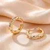 Xuping Brazaletes Rusos Transfronterizos para Oreja, Aros Color Oro de 18K con Incrustaciones de Diamantes, Joyería de Lujo Ligero de Alta Gama al por Mayor para Mujeres