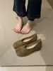 Zapatos de estilo retro con punta dividida para mujer, sin cordones, tacón grueso, zapatos bajos de un solo color para mujer, Novedades Primavera/Otoño 2026, versátiles zapatos de pezuña de cerdo