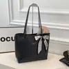 Bolsa Tote Casual para Viajes Diarios para Mujer, Gran Capacidad, Nuevo Estilo Europeo y Americano Otoño 2026, Bolso Grande de Bufanda para Hombro para Mujer