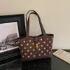 Bolso tote de lunares de gran capacidad de moda para mujer, bolso de hombro de nuevo estilo 2026, bolso de mano único y elegante