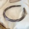 Tiara ondulada com dentes estilo coreano para lavar o rosto, tiara alta torcida antiderrapante para mulheres, acessório de cabelo para sair, acessório de cabelo popular online