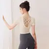 Top deportivo de entrenamiento para correr de manga corta, espalda hermosa, para mujer, con almohadillas en el pecho, ropa de secado rápido, ropa de yoga, ropa de fitness para Pilates