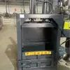 Máquina Personalizada de Achatar Baldes de Tinta em Plataforma Plana de 20 Toneladas com Cilindro Duplo, Máquina Vertical Hidráulica de Achatar, Processamento de Resíduos Perigosos
