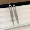 Brincos Argola Torcidos de Pedra Olho de Tigre, Modernos e Minimalistas, para Mulheres, Brincos Versáteis Vintage, Acessórios de Orelha para Outono e Inverno com um Toque de Luxo Leve e Sofisticado