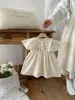 Roupa Infantil Coreana 2026 Verão Novo Estilo Vestido Floral Fashionável com Gola Boneca Vestido Princesa para Meninas e Bebês