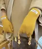 Guantes de Punto Cálidos de Moda Transfronteriza Estilo Coreano para Estudiantes Femeninas Color Sólido Otoño e Invierno Ciclismo y Conducción Guantes Cálidos Simples sin Dedos