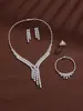 Set de 4 Piezas con Borla de Circonita Retro Europeo y Americano, Collar de Lujo Ligero, Pulsera, Pendientes, Anillo, Accesorios para Vestido y Boda