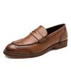 Cross-border Sapatos Masculinos Outono Novo Britânico Retro Casual Single-layer Shoes Formal Business Sapatos de couro esculpido Tamanho Grande 580