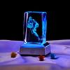 Venta al por mayor transfronteriza No. 24 adornos de luz nocturna luminosa con forma de cubo de cristal grabado láser 3D de Kobe