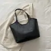 Bolsa de ombro versátil e de grande capacidade para o dia a dia, nova moda 2026, bolsa tote simples com toque de luxo, bolsa de mão grande