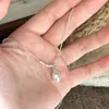 Collar Colgante Exquisito de Perlas de Imitación y Plata Triturada Estilo Francés para Mujer Versátil Temperamento Lujo Ligero Nicho Sentido de Alta Gama Cadena para Clavícula Moderno