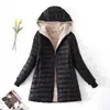 Outono e Inverno Novo Comprimento Médio 2024 Estilo Coreano Com Capuz Slim Fit Forrado com Fleece Algodão Roupa Exterior Quente Caxemira Top Jaqueta Feminina