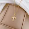 Aço TitânioZircônia Cruz Estilo Minimalista Elegante Deslumbrante Colar Totalmente Cravejado para Mulheres Corrente Versátil na Clavícula Corrente de Aço Titânio
