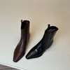 Primer Encuentro con Botines Británicos de Punta Fina para Mujer, Botas Martin de Otoño e Invierno, Botas Vaqueras Western de Tacón Grueso con Punta Cuadrada Pequeña y Corte en V