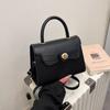 Bolso de Mano Retro Versátil Primavera y Verano 2025 Nuevo Bolso Sobaco Bolso de Hombro Moderno Diseño Nicho Bolso Cruzado para Mujer