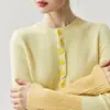 Cardigã de malha de cashmere feminino com blocos de cor estilo francês, solto e emagrecedor, com gola redonda e punhos em blocos de cor, em estilo inspirado em Chanel