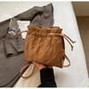 Bolsa de Hilo Bordado de Gran Capacidad para Mujer 2026 Nuevo de Moda Versátil Bolso de Hombro con Cadena Moderno Bolso Tote de Cubo para Viaje