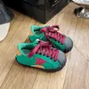 Zapatos para niños con diseño de puntera de concha, nuevas zapatillas deportivas de cuero para primavera y otoño 2026 para niños, zapatos deportivos de moda para niñas