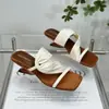Sandalias de Diseño Nicho Estilo Coreano para Mujer, Verano 2026 Nuevas Retro Plataforma Cuadrado Abiertas Slip-Ons